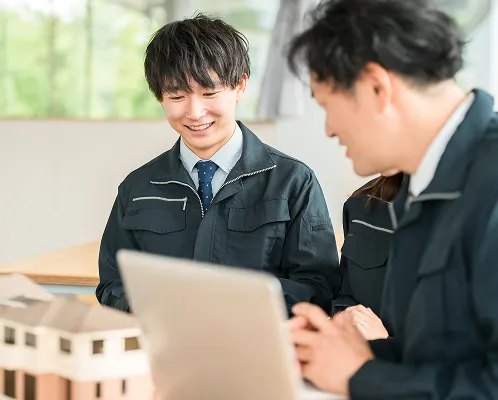 採用情報